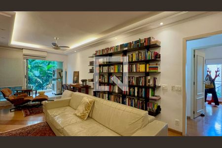 Sala de apartamento à venda com 3 quartos, 133m² em Boaçava, São Paulo