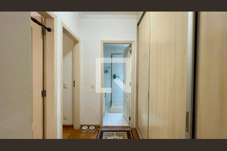 Corredor de apartamento à venda com 3 quartos, 133m² em Boaçava, São Paulo