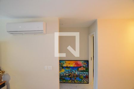 Sala de apartamento para alugar com 2 quartos, 109m² em Barra da Tijuca, Rio de Janeiro