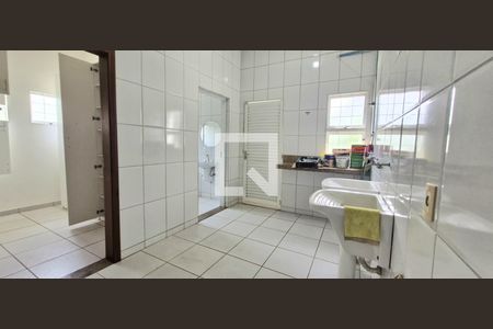 Lavanderia (Torneira) de casa de condomínio à venda com 5 quartos, 540m² em Francisco Pereira, Lagoa Santa