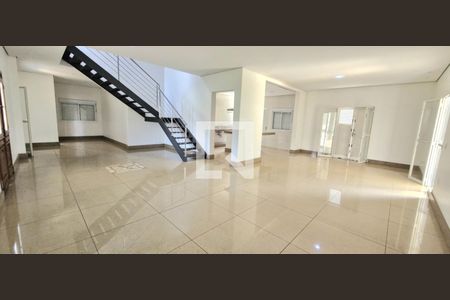 Sala  de casa de condomínio à venda com 5 quartos, 540m² em Francisco Pereira, Lagoa Santa