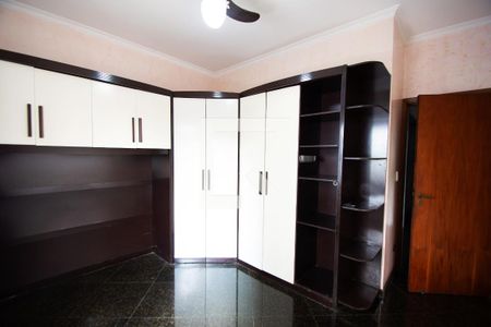 quarto 1 de casa para alugar com 3 quartos, 462m² em Vila Anglo Brasileira, São Paulo