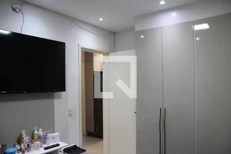 Quarto 01 de apartamento à venda com 2 quartos, 56m² em Vila Barros, Guarulhos