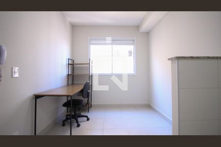 Sala/Cozinha de apartamento para alugar com 1 quarto, 27m² em Vila Ema, São Paulo