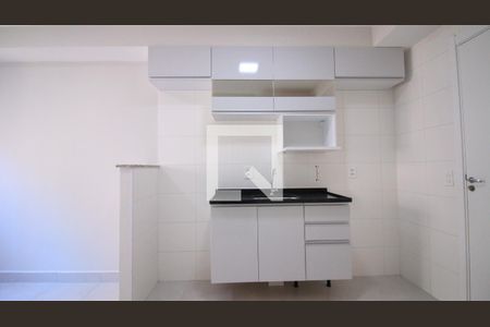 Sala/Cozinha de apartamento para alugar com 1 quarto, 27m² em Vila Ema, São Paulo