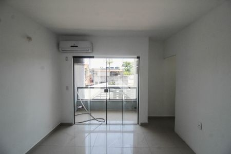 Suíte 1 de casa para alugar com 4 quartos, 136m² em Vila Bandeirantes, Nova Iguaçu