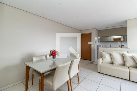 Sala de apartamento para alugar com 2 quartos, 60m² em Glória, Belo Horizonte