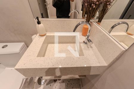 Lavabo de apartamento para alugar com 1 quarto, 61m² em Consolação, São Paulo