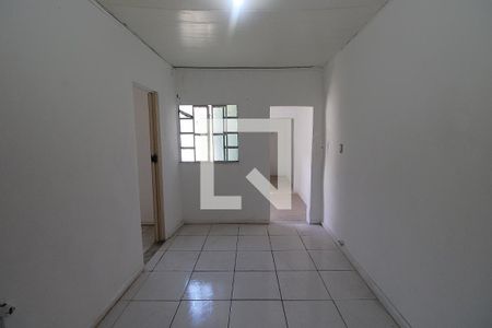 Sala de casa para alugar com 1 quarto, 25m² em Osvaldo Cruz, Rio de Janeiro