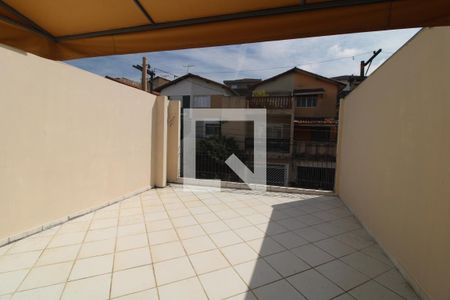 Varanda / quarto 1 de casa para alugar com 3 quartos, 190m² em Vila Joaniza, São Paulo