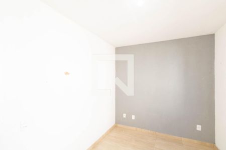 Quarto 1 de apartamento para alugar com 2 quartos, 40m² em Paciência, Rio de Janeiro