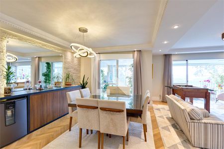 Apartamento à venda com 4 quartos, 233m² em Jardim Taquaral, São Paulo