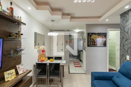 Sala/Cozinha/Área de Serviço  de apartamento para alugar com 2 quartos, 39m² em Guaianazes, São Paulo