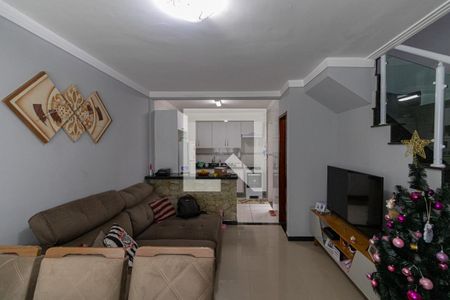 Sala e Cozinha de casa de condomínio à venda com 3 quartos, 71m² em Vila Carmosina, São Paulo