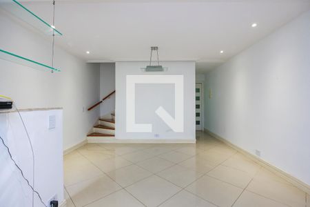 Sala de casa à venda com 3 quartos, 110m² em Campo Belo, São Paulo