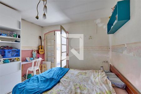 Casa à venda com 4 quartos, 150m² em Vila Anhanguera, São Paulo