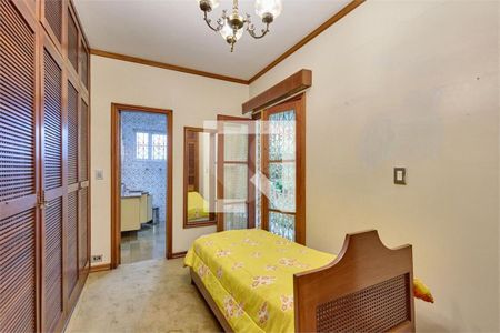 Casa à venda com 3 quartos, 312m² em Chácara Monte Alegre, São Paulo