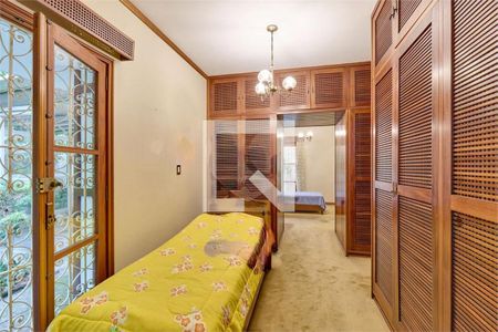 Casa à venda com 3 quartos, 312m² em Chácara Monte Alegre, São Paulo