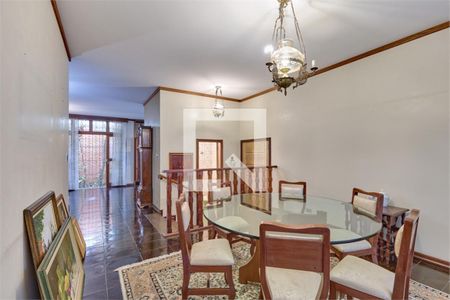 Casa à venda com 3 quartos, 312m² em Chácara Monte Alegre, São Paulo