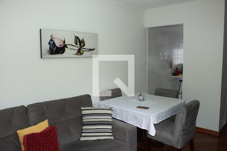 Apartamento para alugar com 2 quartos, 47m² em Jardim Isis, Cotia