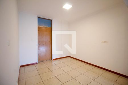 Apartamento para alugar com 3 quartos, 156m² em Cerqueira César, São Paulo