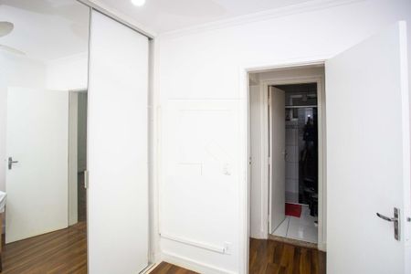 Quarto 1 de apartamento à venda com 2 quartos, 50m² em Jardim Miriam, São Paulo