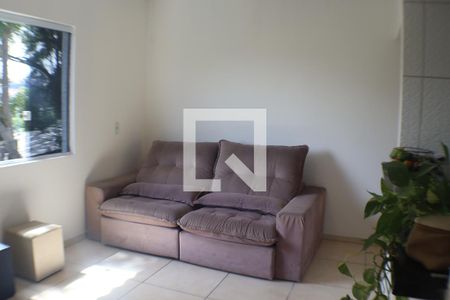 Sala de casa para alugar com 2 quartos, 80m² em Vila Sao Silvestre, Barueri