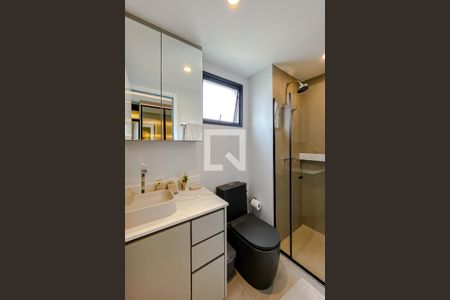 Banheiro de kitnet/studio para alugar com 1 quarto, 38m² em Vila Mariana, São Paulo