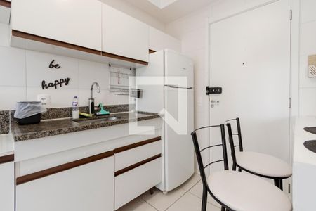 Cozinha de apartamento para alugar com 1 quarto, 30m² em Jardim Caravelas, São Paulo