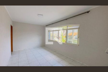 Casa à venda com 3 quartos, 127m² em Jardim Tremembe, São Paulo