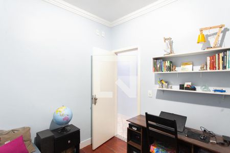 Quarto 1 de casa à venda com 3 quartos, 180m² em Serrano, Belo Horizonte