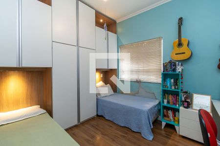 Quarto 1 de casa à venda com 3 quartos, 220m² em Novo Glória, Belo Horizonte