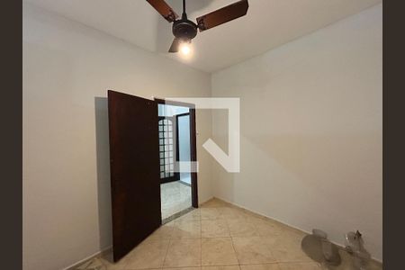 Quarto 1 de casa para alugar com 4 quartos, 130m² em Quintino Bocaiúva, Rio de Janeiro