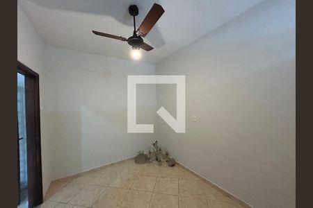 Quarto 1 de casa para alugar com 4 quartos, 130m² em Quintino Bocaiúva, Rio de Janeiro