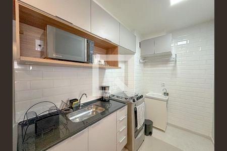 Sala/Cozinha de apartamento para alugar com 2 quartos, 34m² em Barra Funda, São Paulo