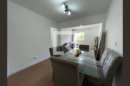 Sala de casa à venda com 2 quartos, 64m² em Jardim Peri Peri, São Paulo