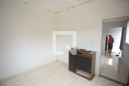 Quarto de casa para alugar com 2 quartos, 92m² em Madre Gertrudes, Belo Horizonte