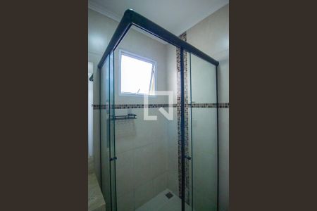 Banheiro de casa de condomínio para alugar com 2 quartos, 75m² em Caguassu, Sorocaba