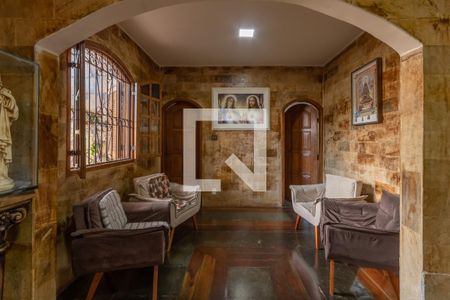 Sala de casa à venda com 5 quartos, 200m² em Conjunto Lagoa, Belo Horizonte