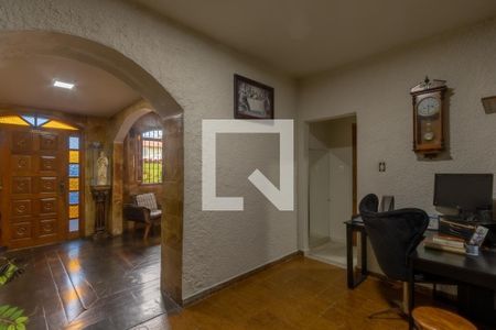 Sala 3 de casa à venda com 5 quartos, 200m² em Conjunto Lagoa, Belo Horizonte