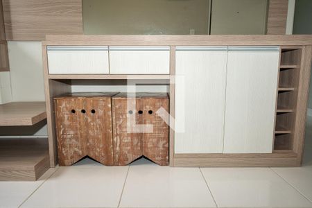 Detalhe Sala de apartamento para alugar com 2 quartos, 50m² em Jardim Itu, Porto Alegre