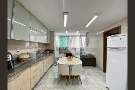 Apartamento para alugar com 4 quartos, 200m² em Pilares, Rio de Janeiro
