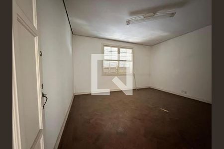 Casa à venda com 6 quartos, 400m² em Santa Cecilia, São Paulo