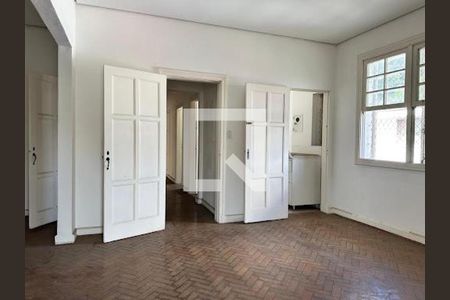 Casa à venda com 6 quartos, 400m² em Santa Cecilia, São Paulo