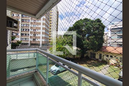 Varanda - Sala de apartamento para alugar com 3 quartos, 77m² em Tanque, Rio de Janeiro