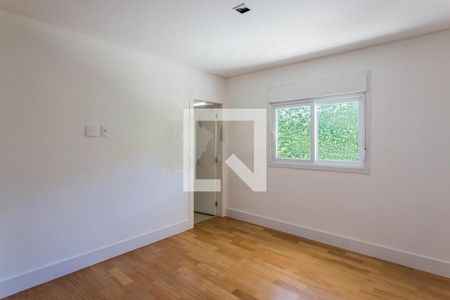 Casa à venda com 4 quartos, 700m² em Jardim Marajoara, São Paulo