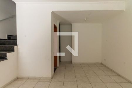 Casa de Condomínio para alugar com 3 quartos, 80m² em Vila Aricanduva, São Paulo