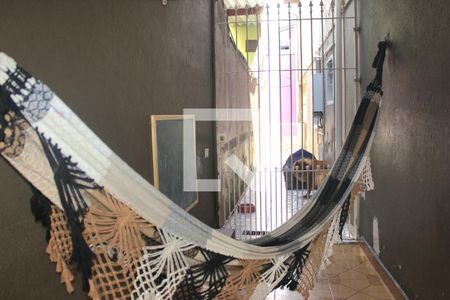 Garagem  de casa à venda com 5 quartos, 150m² em Jardim Cocaia, Guarulhos