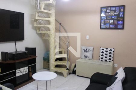 Sala com cozinha (casa 2) de casa à venda com 5 quartos, 150m² em Jardim Cocaia, Guarulhos