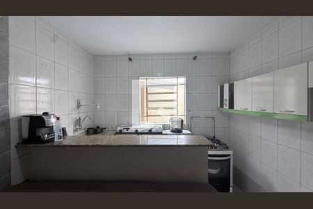 Cozinha de casa para alugar com 1 quarto, 50m² em Vila Joaquim Inacio, Campinas